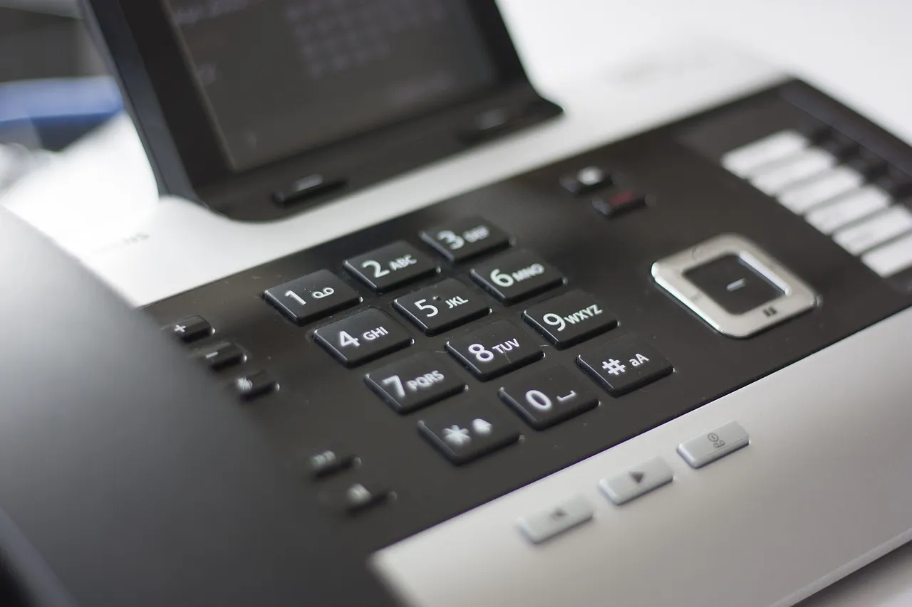 oblachnaya-ip-telefoniya-bystryy-start-bez-oborudovaniya