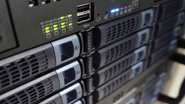 nastroyka-i-obsluzhivanie-serverov-windows-i-linux