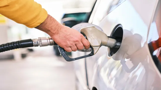 top-5-prichin-vnedrit-kontrol-topliva-v-avtoparke-s-pomoshchyu-gps